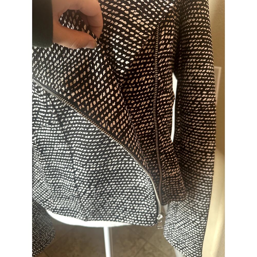 Express Blazer - Picture 2 of 3